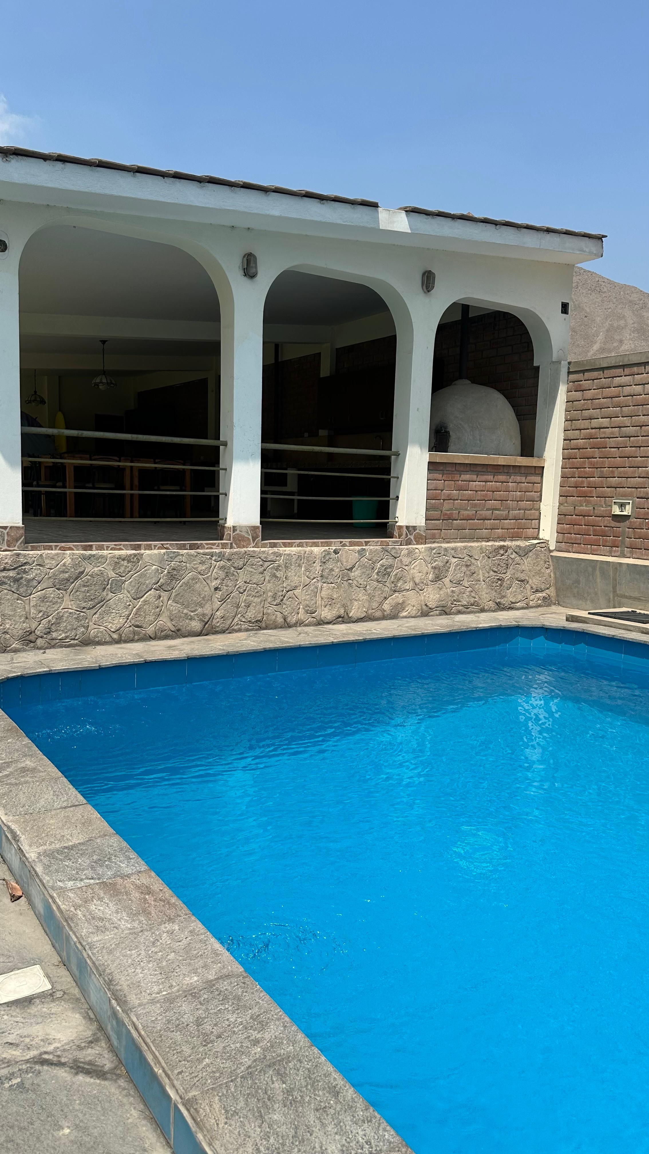 Refugio con jardín y piscina para eventos y producciones