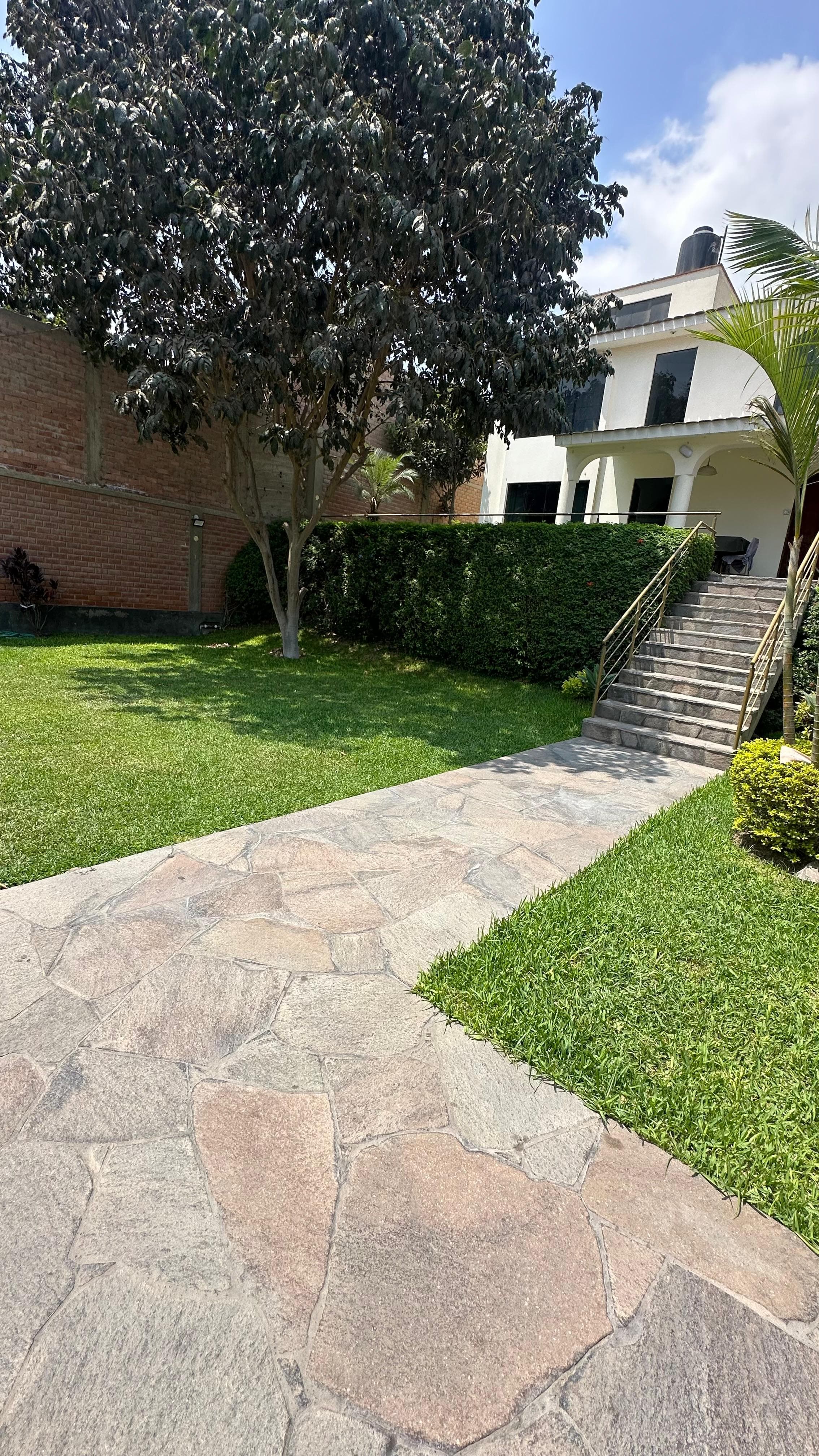 Refugio con jardín y piscina para eventos y producciones - Imagen 2
