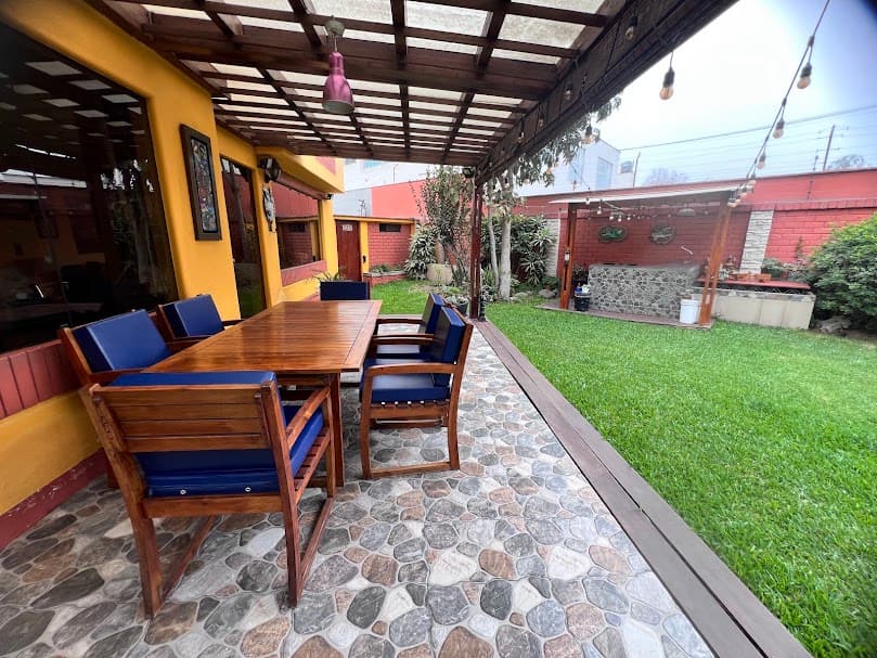Casa Rústica y Campestre con jardín y piscina en Sol de la Molina - Imagen 4