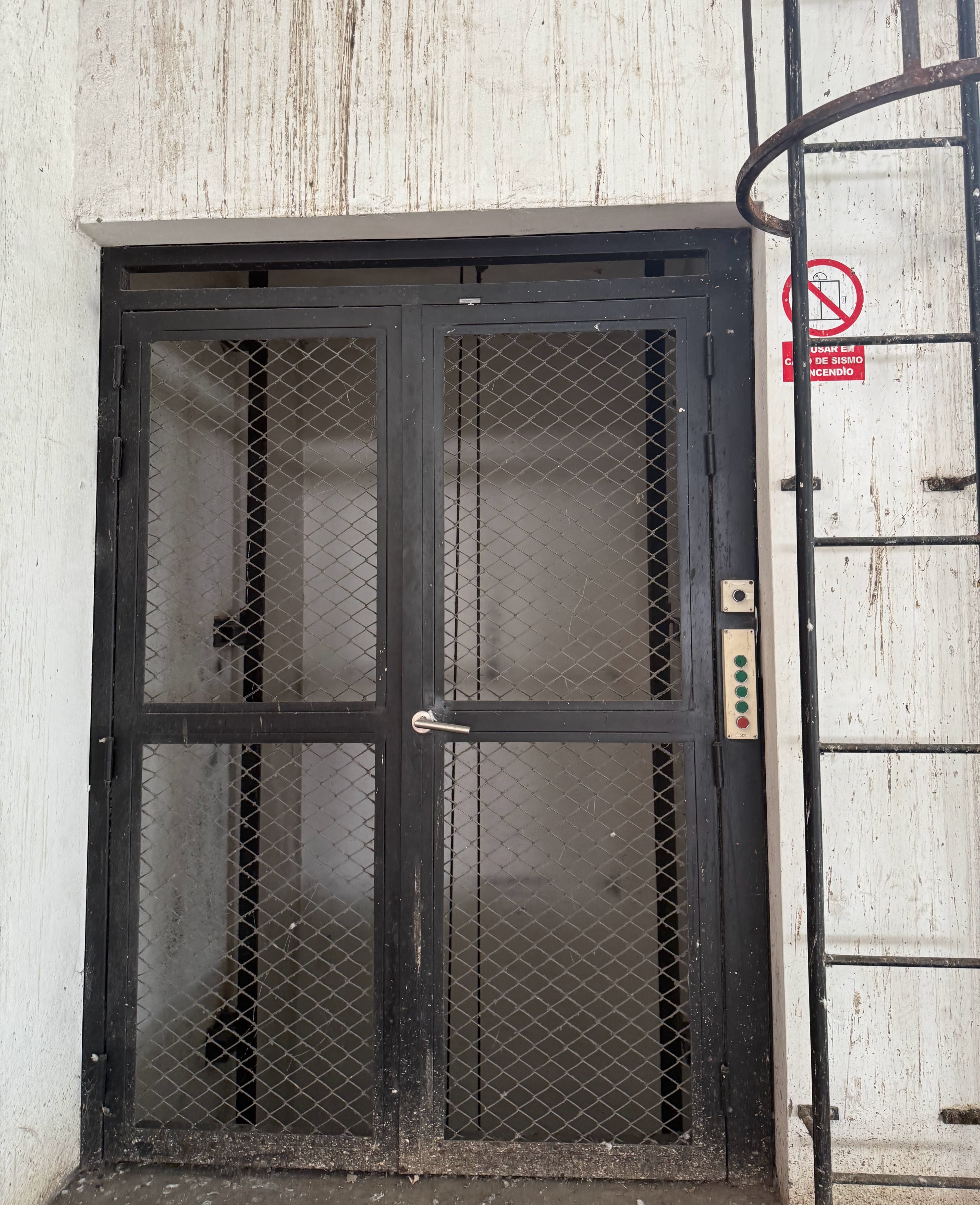 Fábrica Industrial en desuso en Chorrillos - Imagen 7 de 9
